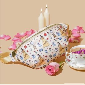 STONEY CLOVER LANE ENCHANTED BEAUTY FANNY PACK 🤍🥀